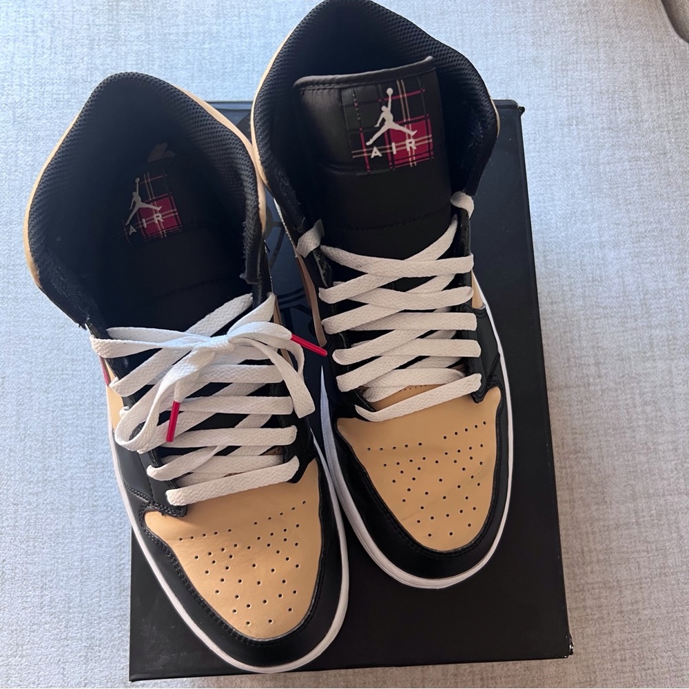 Nike Air Jordan 1 Mid SE Tartan Swoosh Sneakers - Picture 7 of 14
